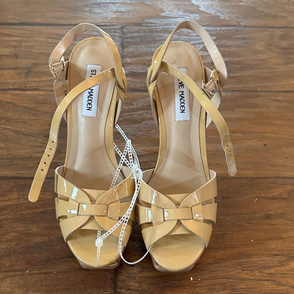 Steve Madden Women's Beige Strappy Heels